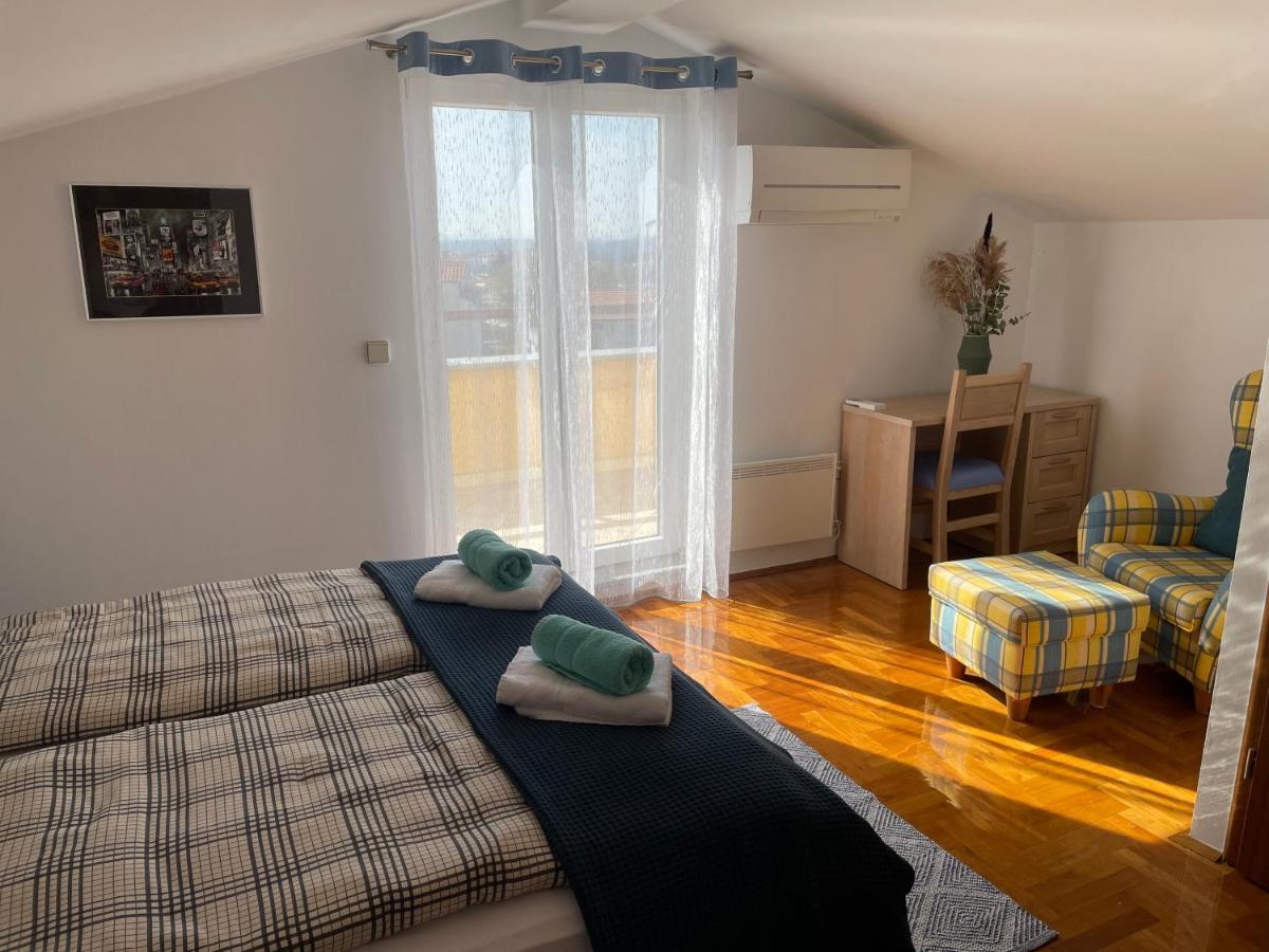 פורץ Appartement Sunny Maj מראה חיצוני תמונה
