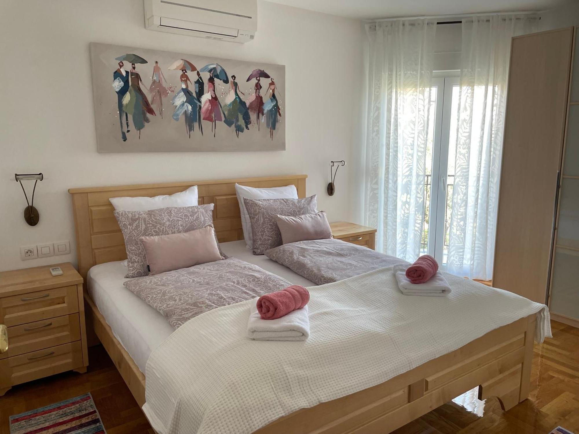 פורץ Appartement Sunny Maj מראה חיצוני תמונה